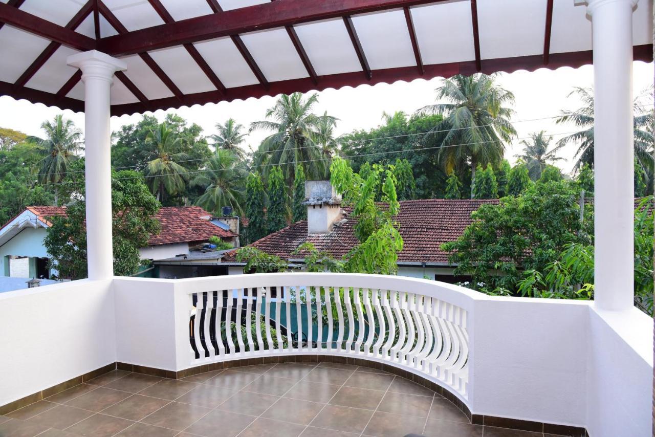 Airport Blessings Villa Katunayake Exterior photo